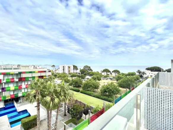 Ático en Cambrils con vistas al mar