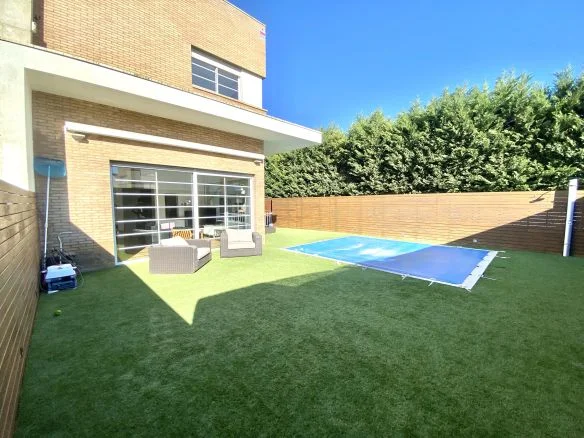 Chalet vendido en Cambrils con piscina privada