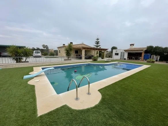 Detached chalet near l’Ampolla, 140 m²