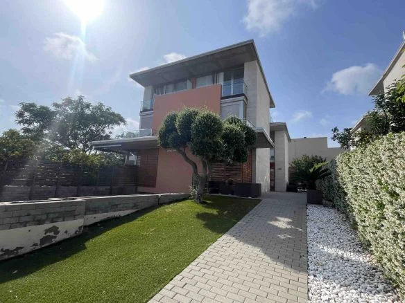 Luxury chalet in Vilafortuny, 5 bedrooms