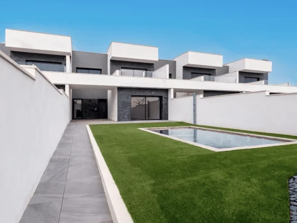Chalet de obra nueva en Fontcoberta, cinco dormitorios