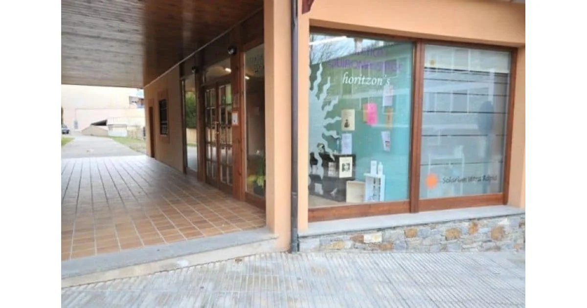 Varios locales comerciales en venta, Camprodon