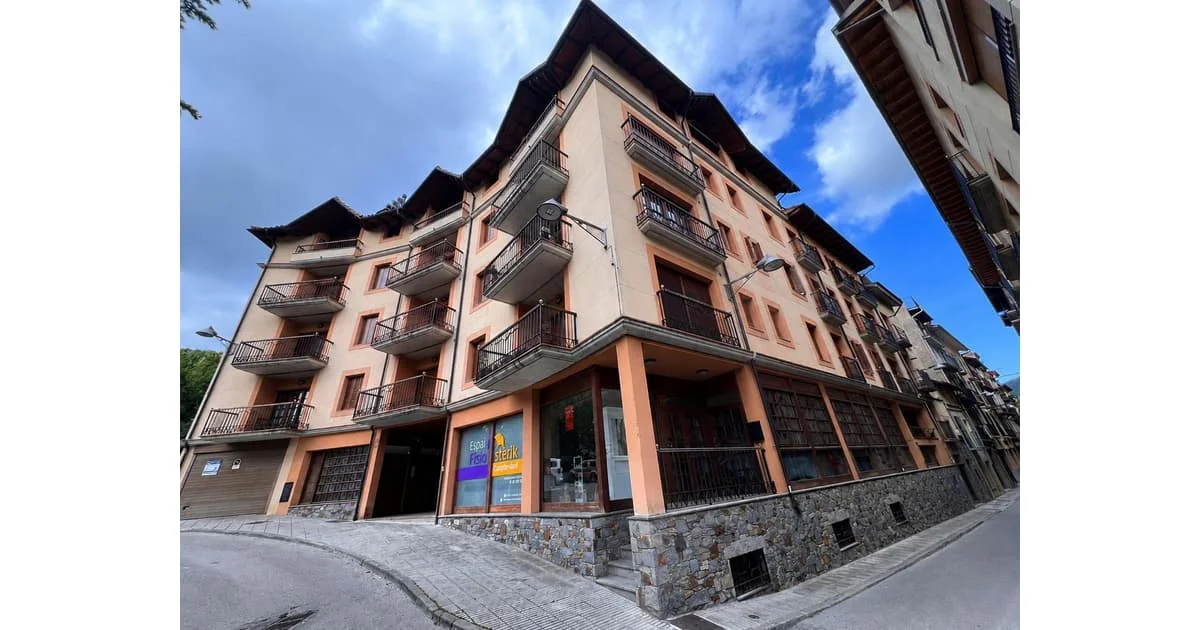 Piso de dos habitaciones con licencia turística en Camprodon