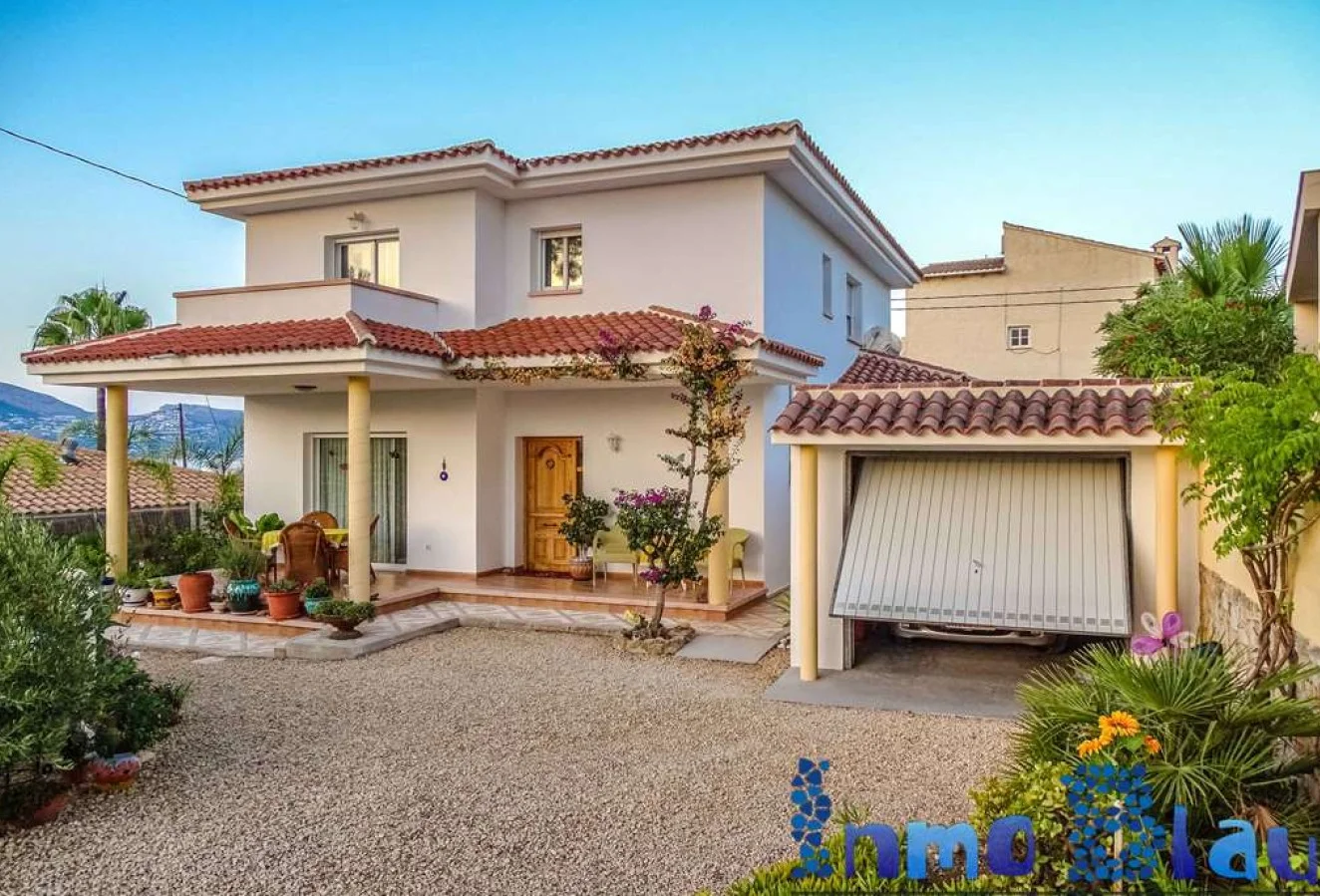 Albir villa with garden and terraces