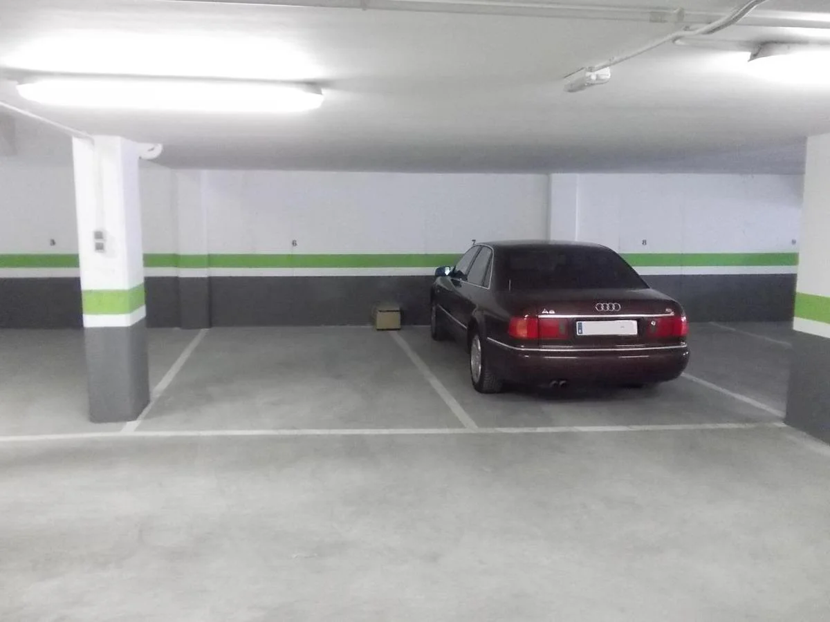 Garaje céntrico en Béjar para coche grande