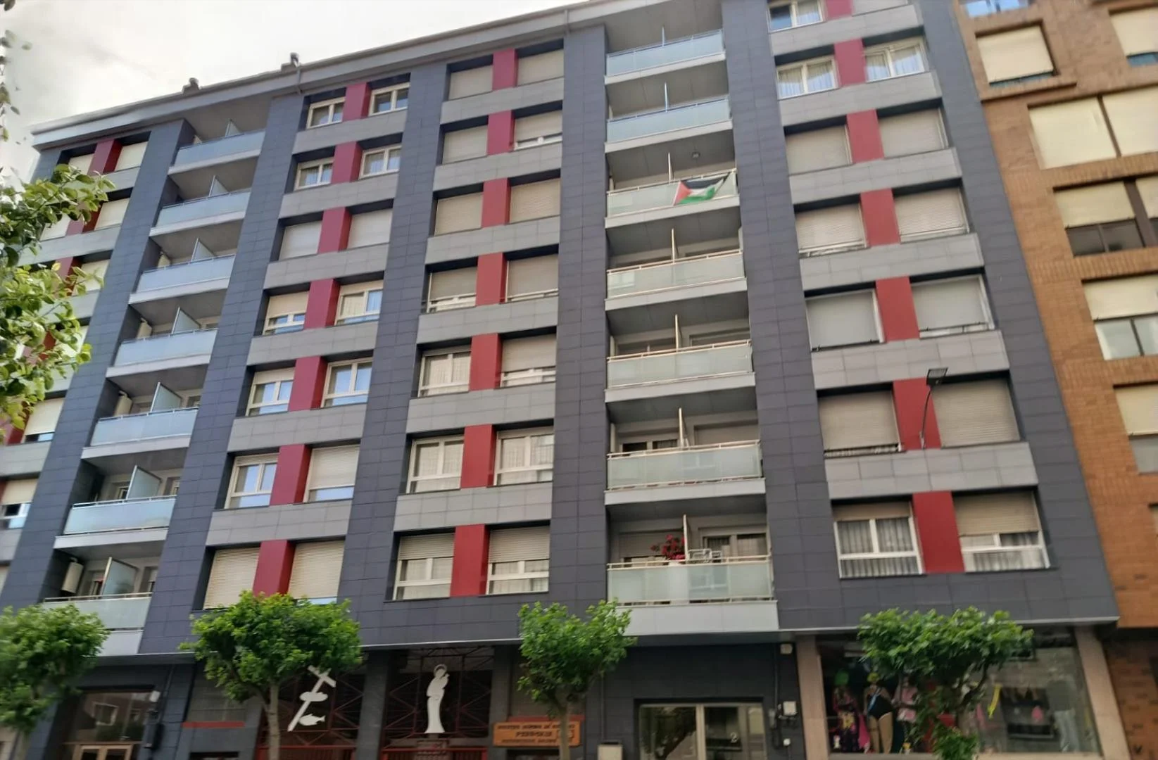 Central Portugalete flat, three bedrooms