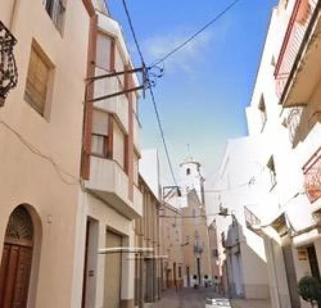 Edificio de tres plantas, 188 m² en El Morell