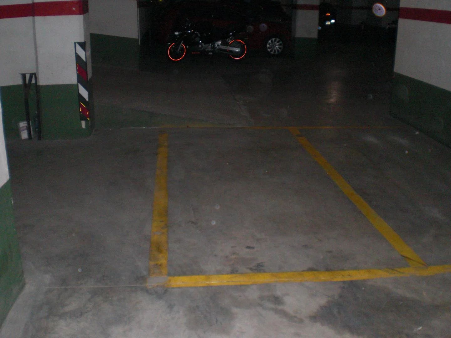 Plaza de moto en Jesús