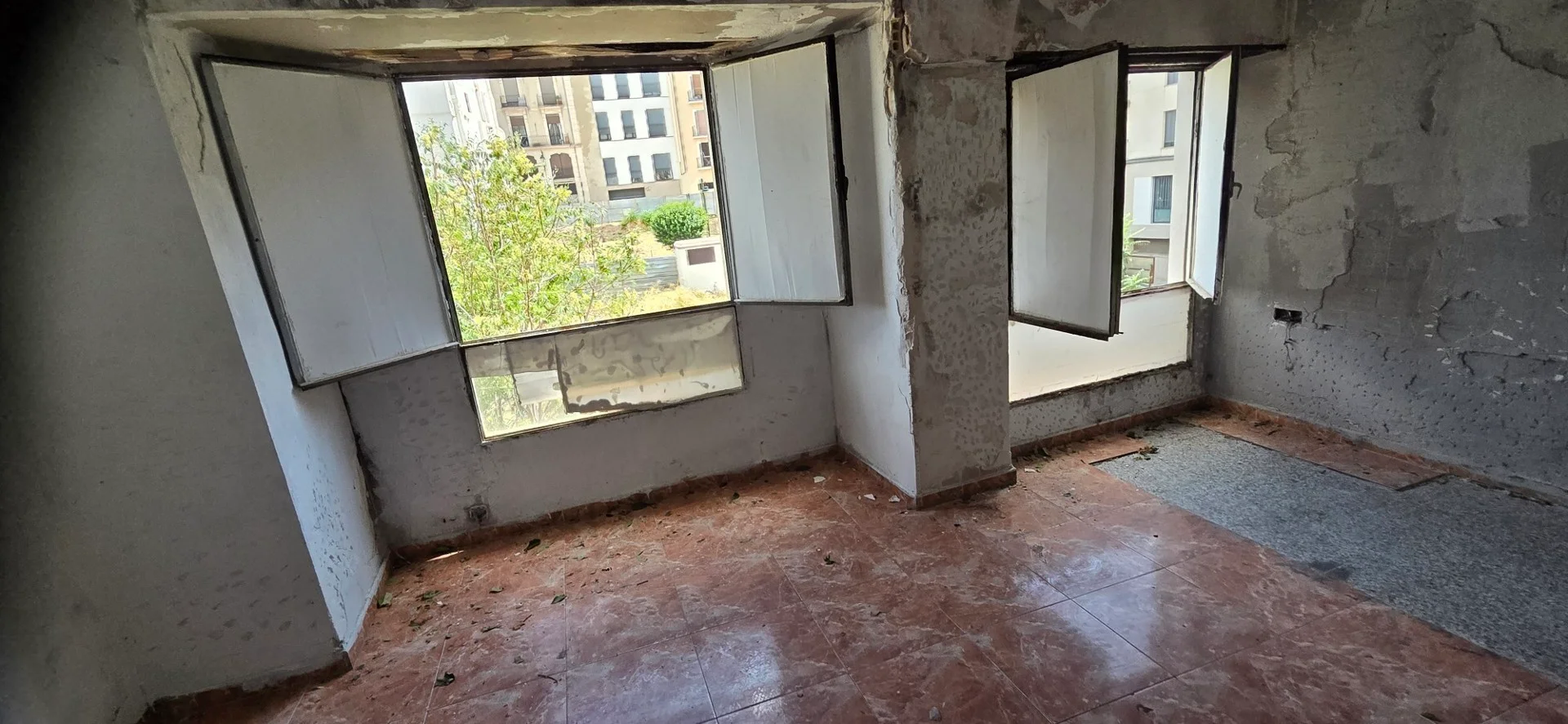 Piso para reformar cerca del Ayuntamiento