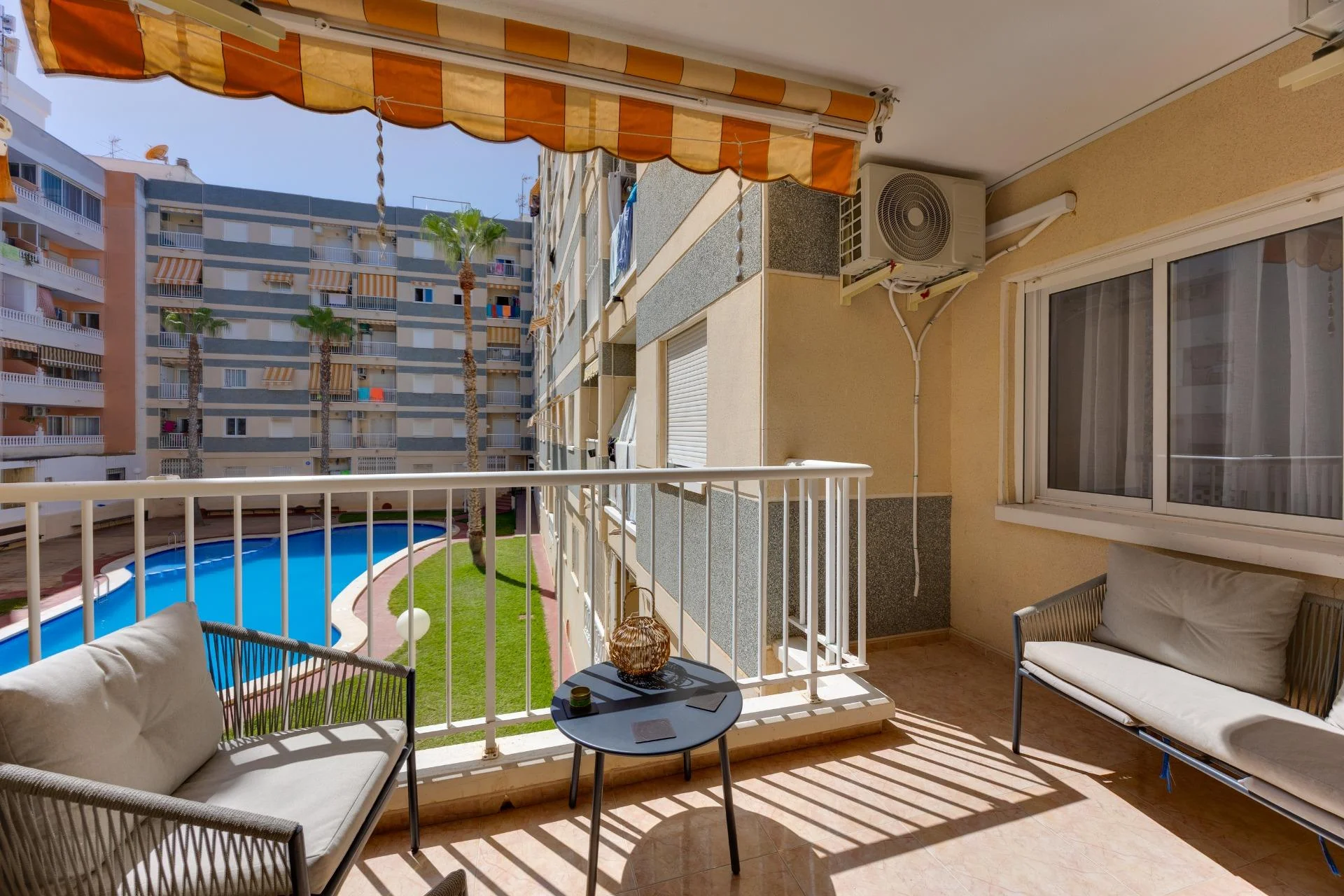Apartamento reformado en el centro de Torrevieja, 3 dormitorios
