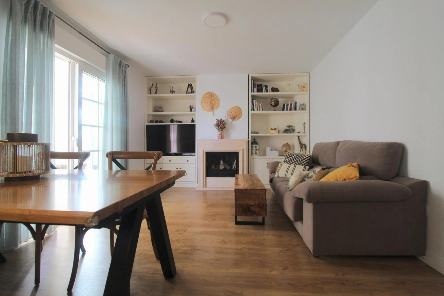 Apartamento reformado en La Veleta, 3 dormitorios
