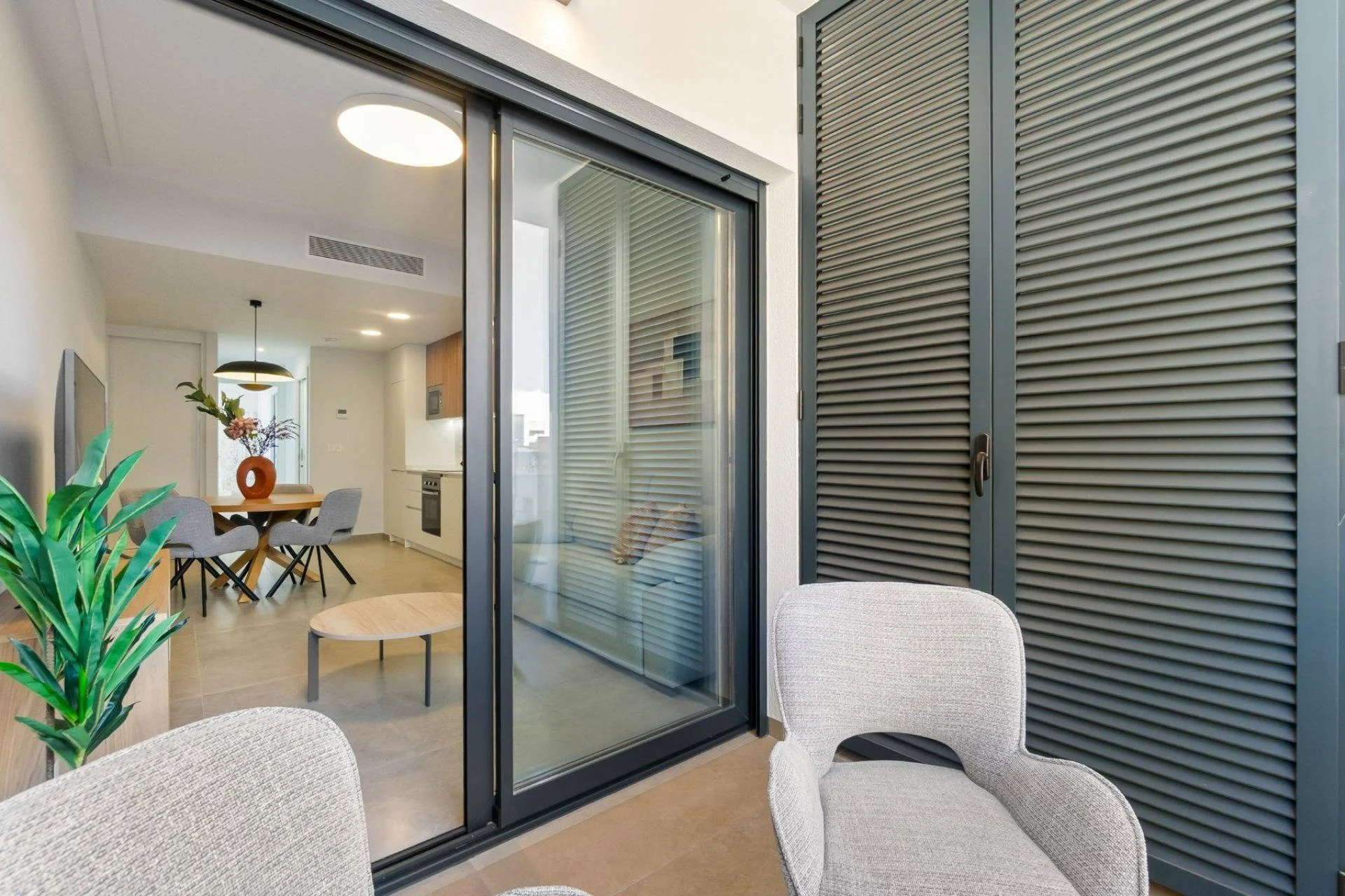 Apartamento nuevo en Torrevieja cerca de Playa del Cura