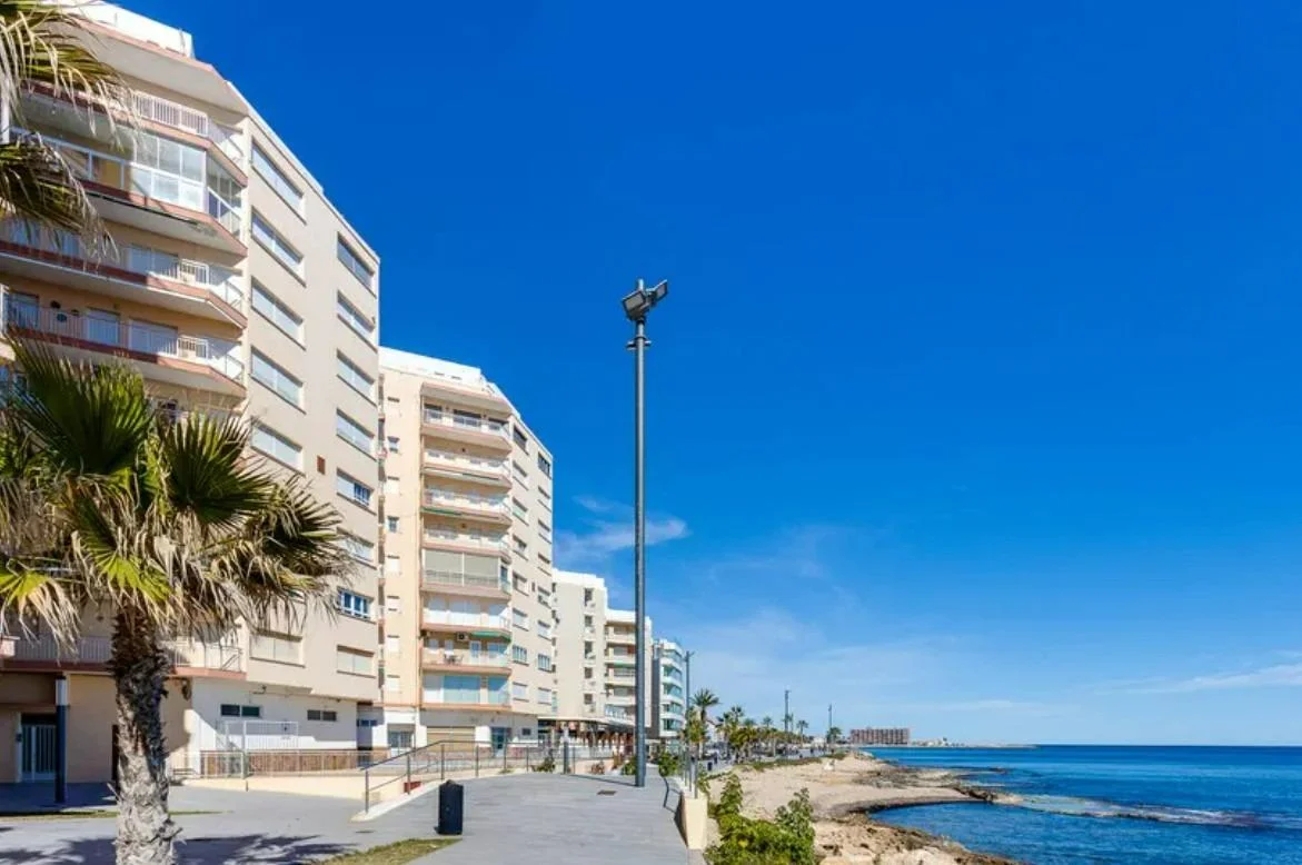 Reformed Torrevieja flat with tourist licence
