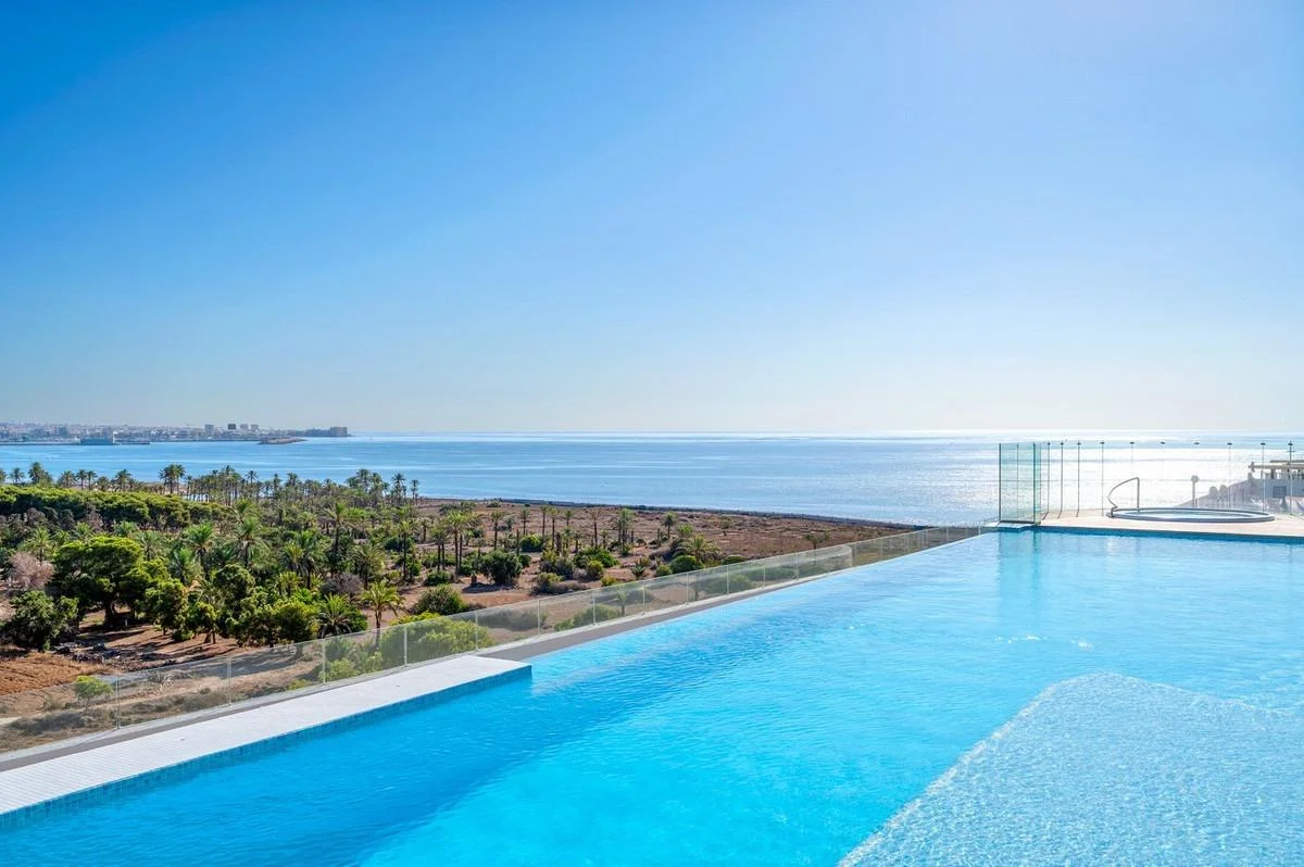 New Punta Prima apartment with sea views