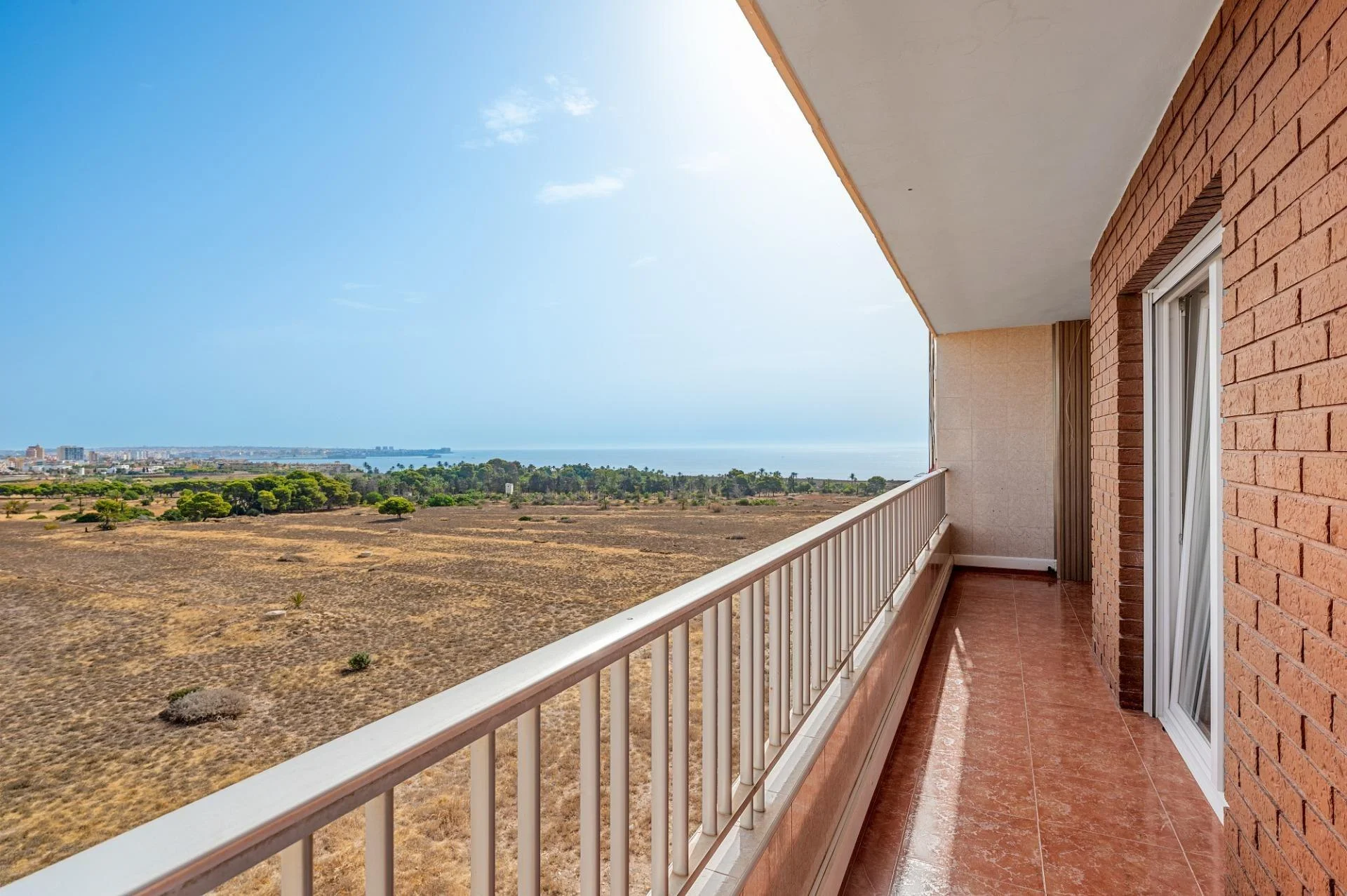 Apartamento reformado en Punta Prima, 2 dormitorios