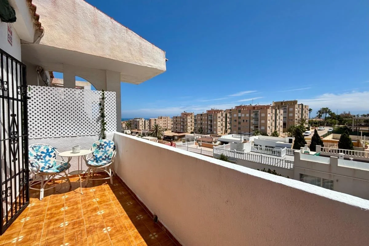 Apartamento con vistas al mar cerca de La Mata