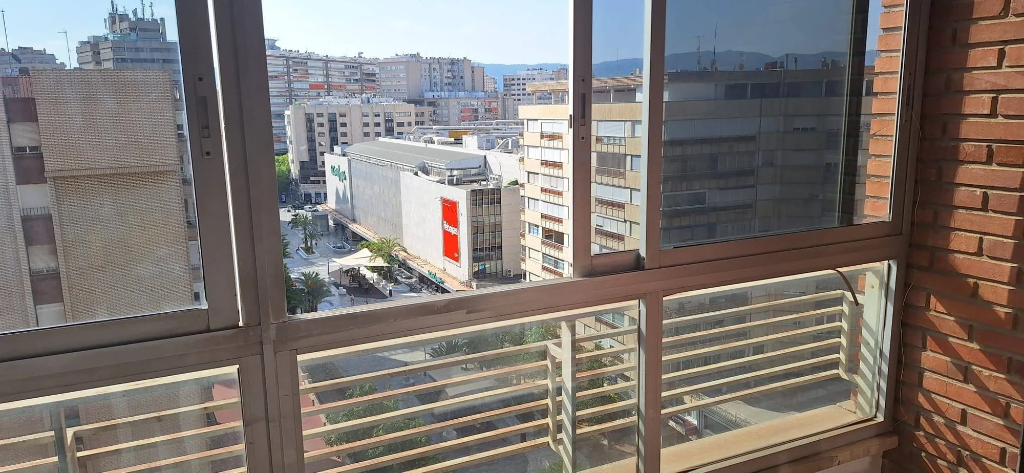 Piso céntrico en Murcia con cuatro habitaciones