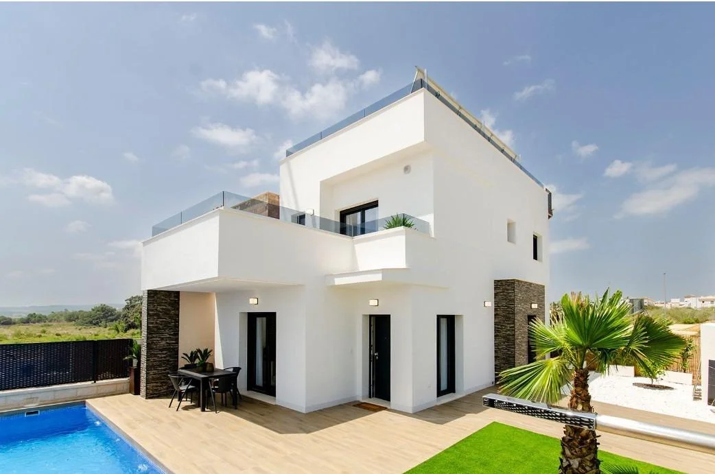 Villa nueva junto a Vistabella Golf