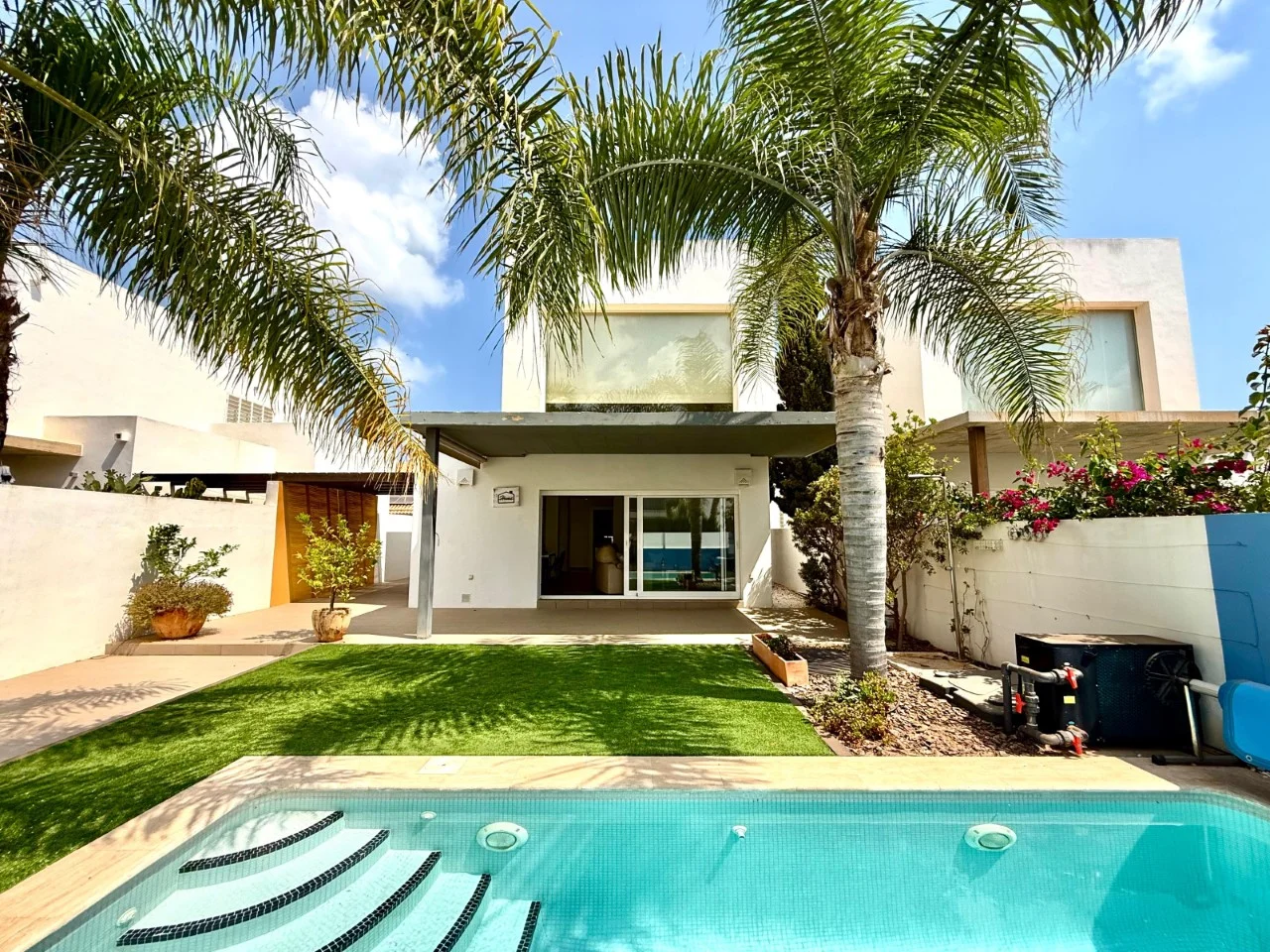 Villa moderna en Mar de Cristal, 3 dormitorios