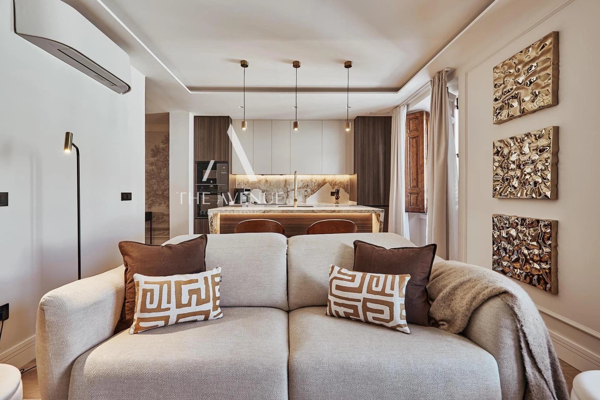 Transformed Salamanca flat, 3-bedroom design