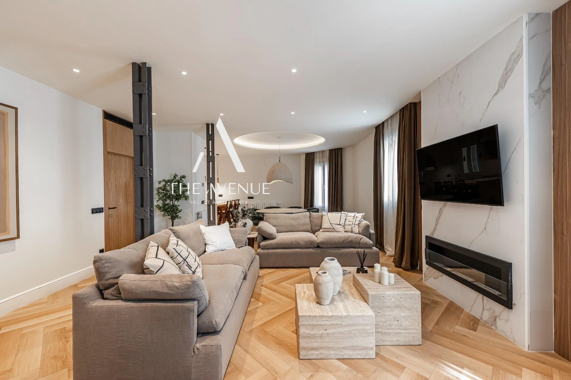 Salamanca flat with three bedrooms