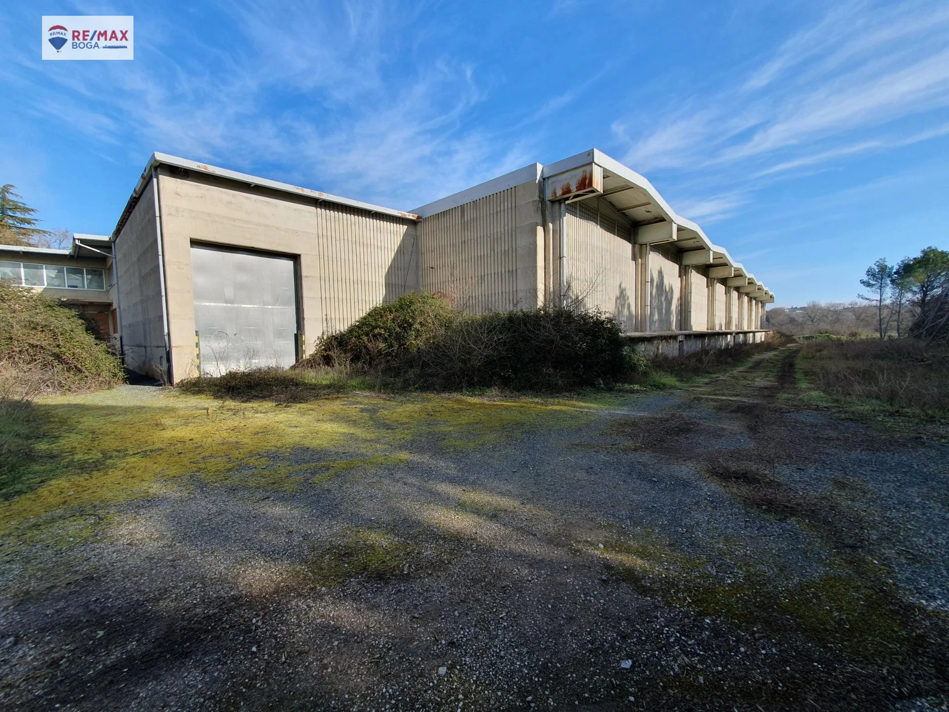Industrial warehouse near Sanguesa, 5,726 m²