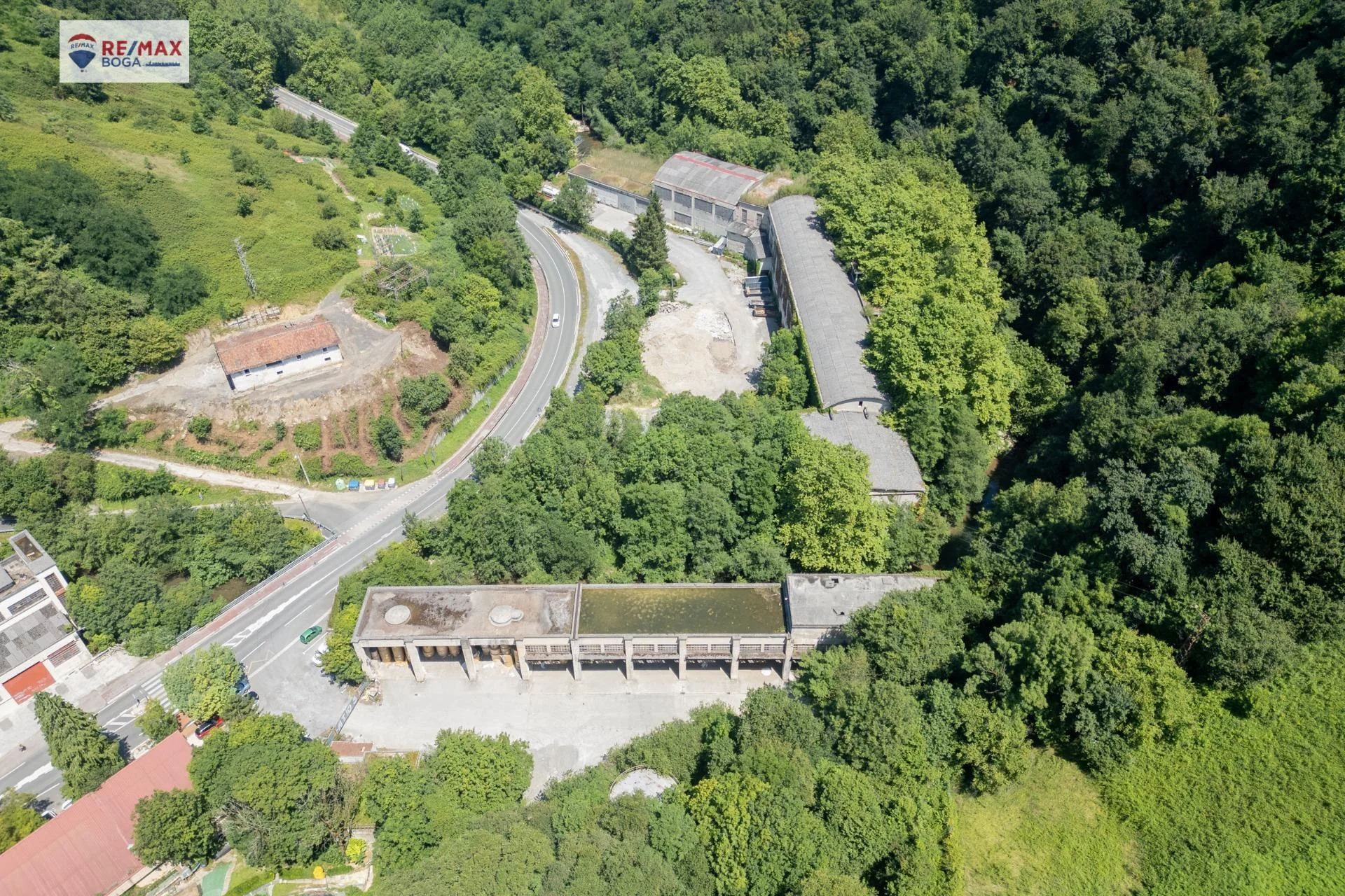 Strategic industrial land with 16,904 m² buildability