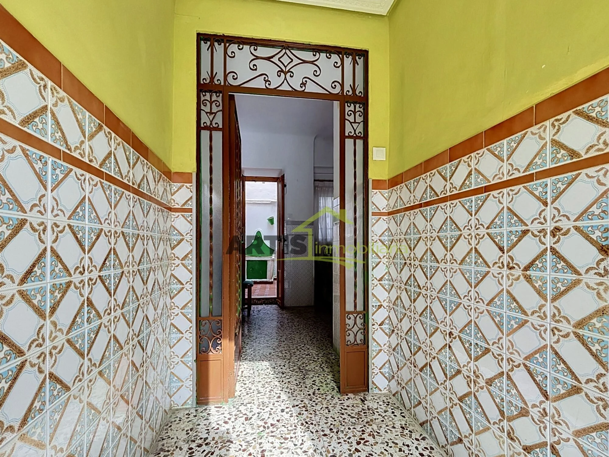 Central house with terrace, 120 m²