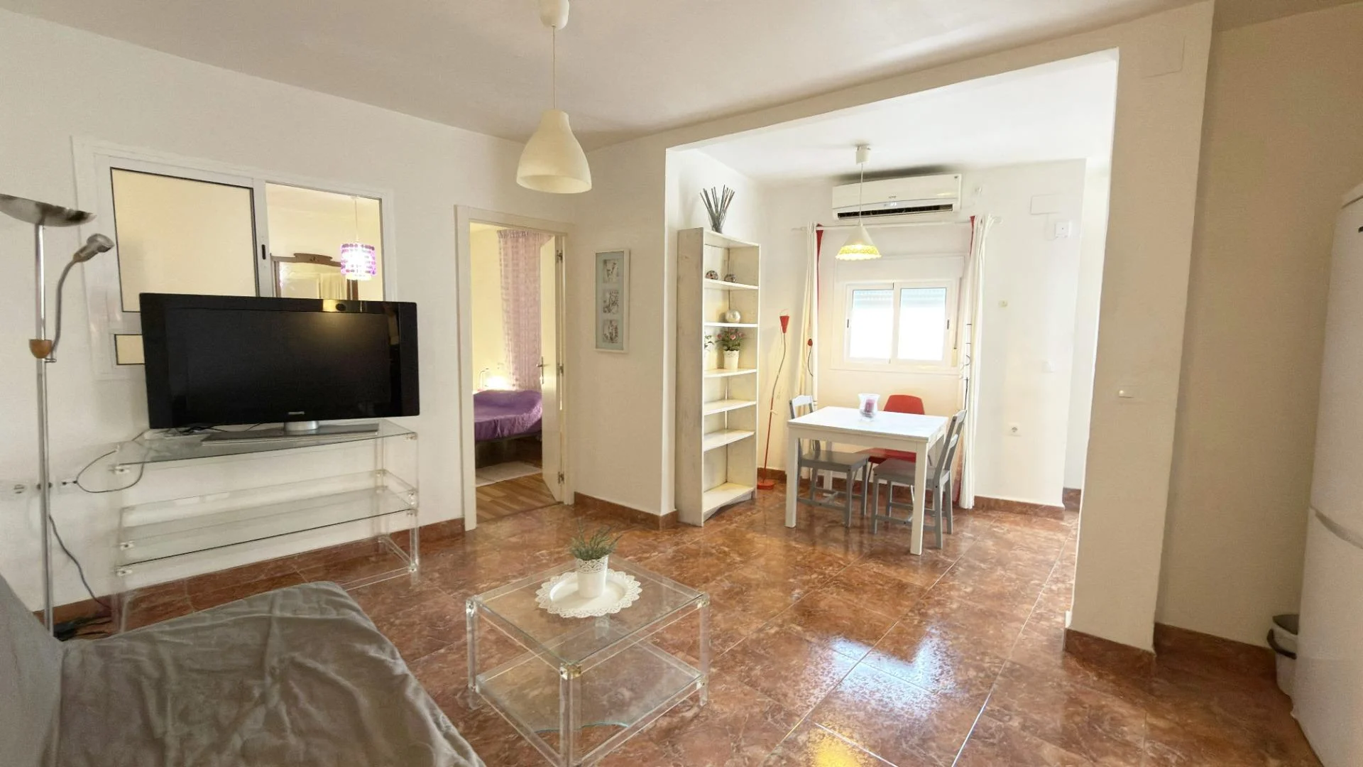 Central Seville apartment, one-bedroom investment