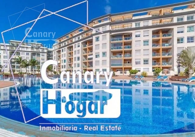 Ático dúplex reformado con vistas al mar