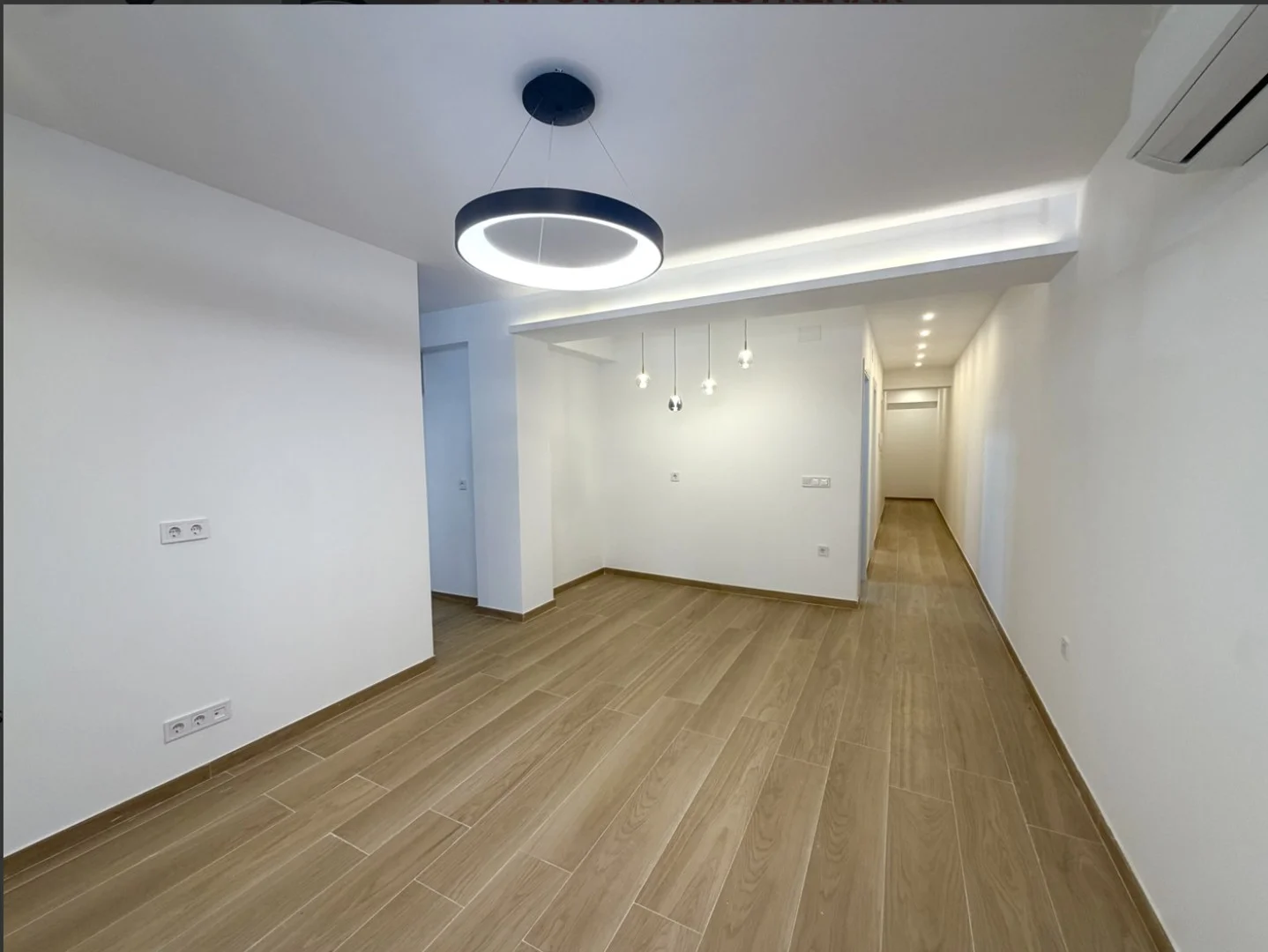Renovated three-bedroom flat in Catarroja
