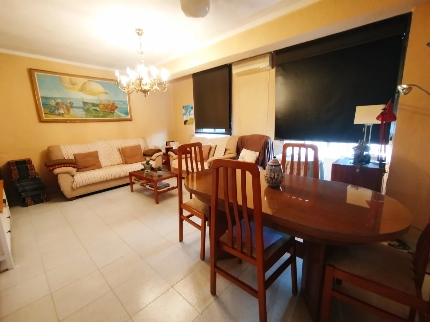 Central Mislata flat with metro access