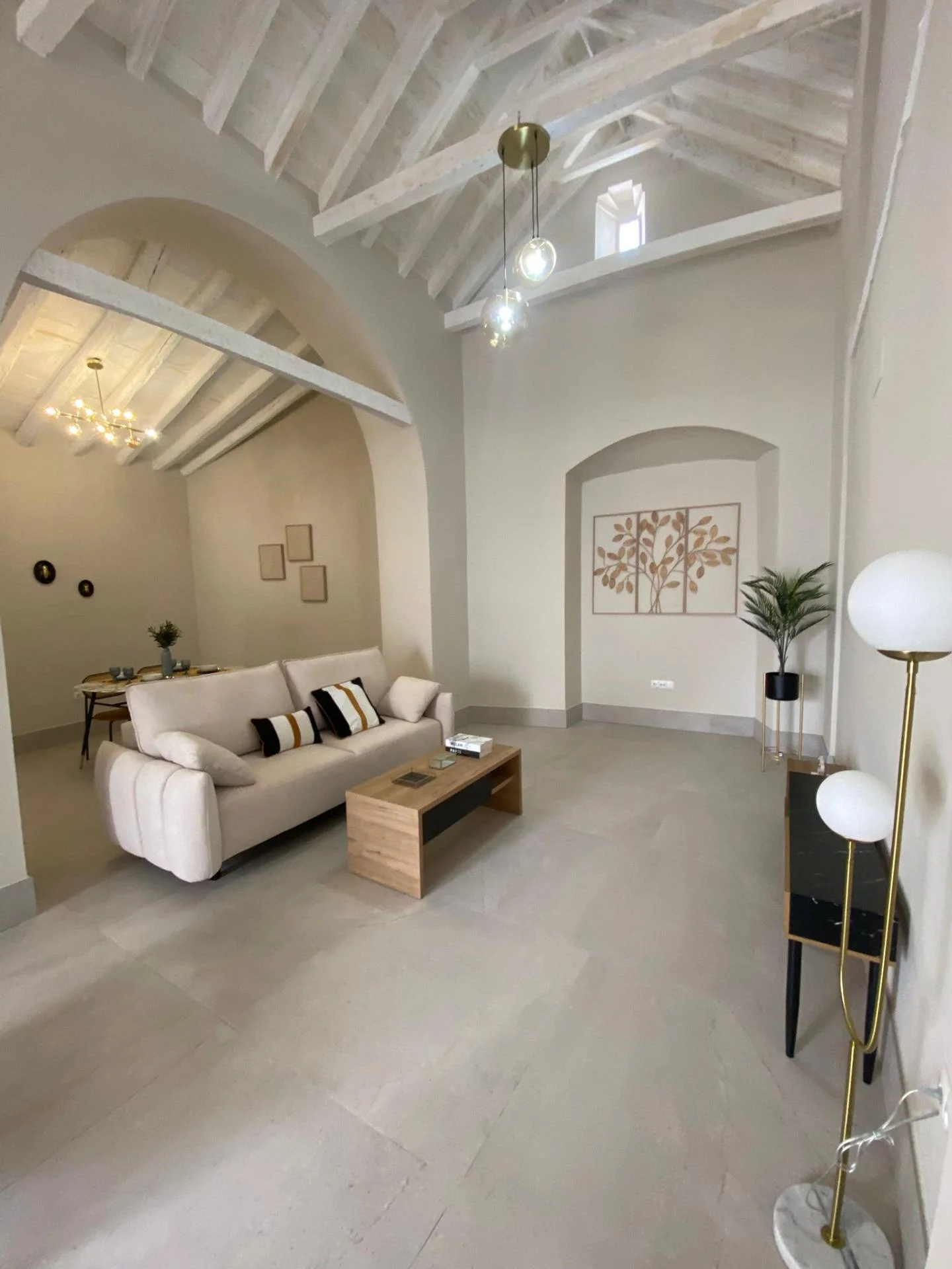 Piso nuevo céntrico de 145 m²