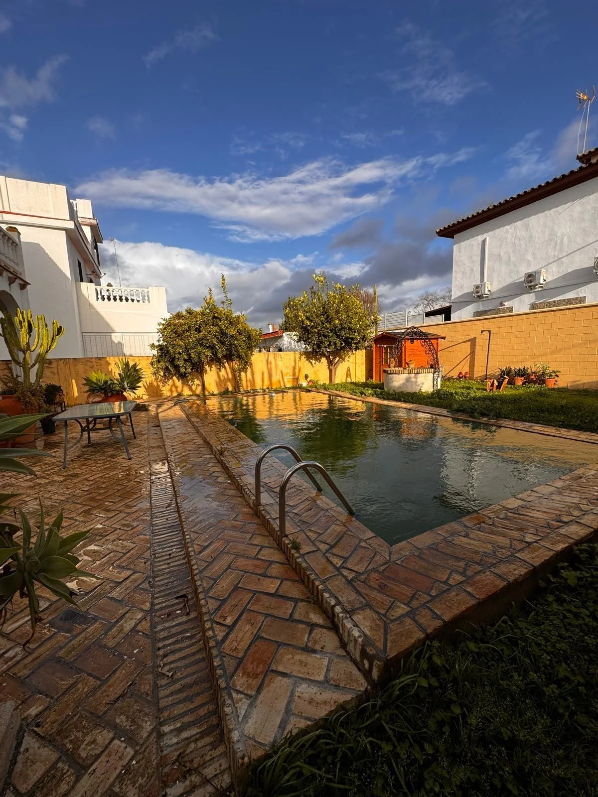 Casa lista para vivir en Utrera, 3 dormitorios
