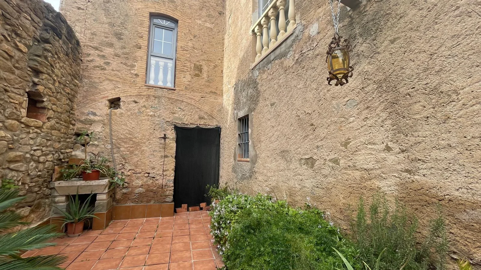 Two fortified farmhouses near Banyoles
