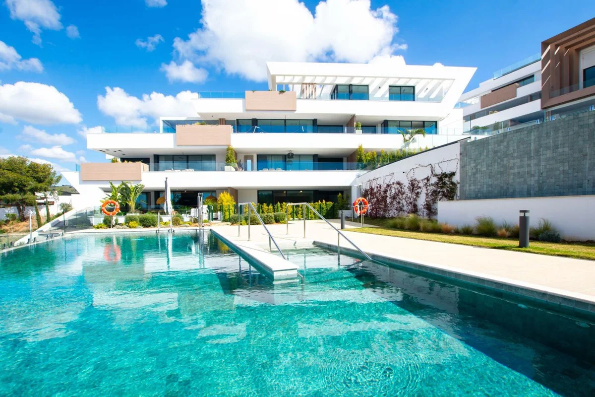 Artola apartment with sea views, 3 bedrooms