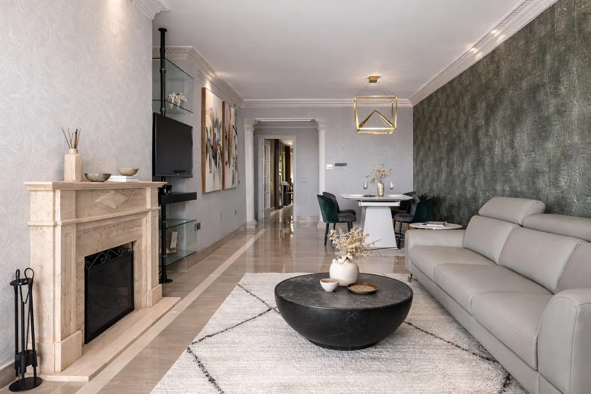 Apartamento reformado en Sierra Blanca con vistas al mar