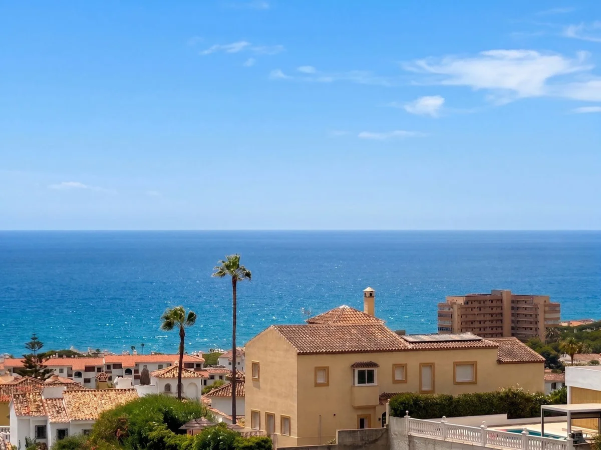 Apartamento reformado de dos dormitorios en Riviera del Sol