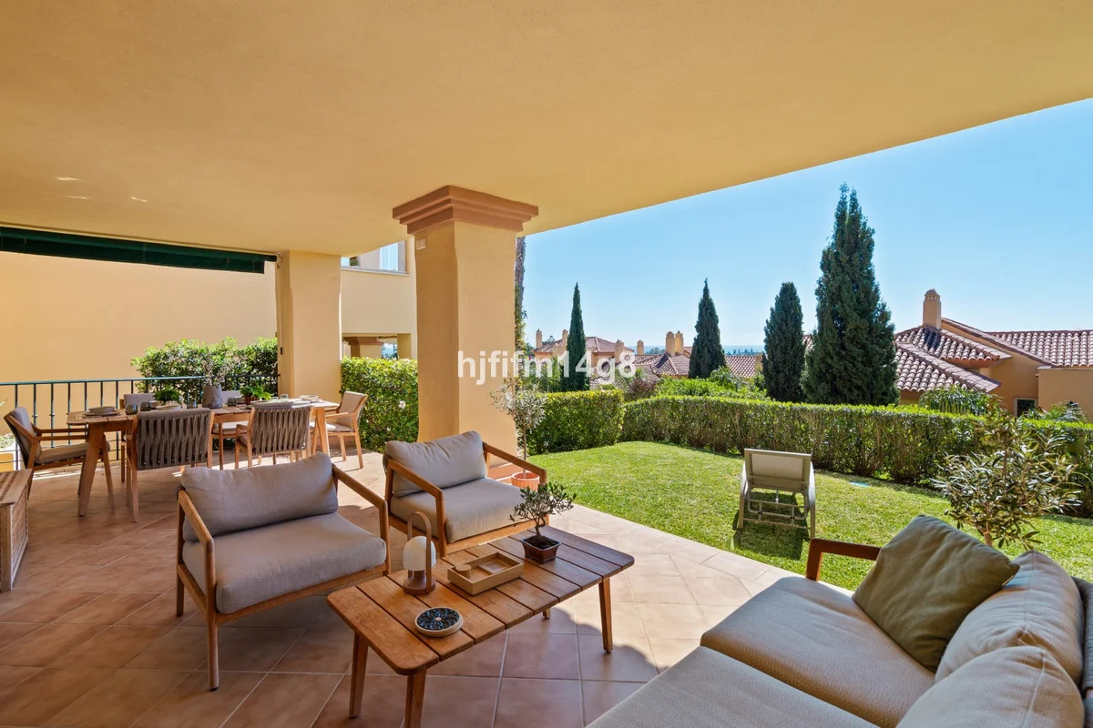 Reformed ground-floor apartment, two bedrooms