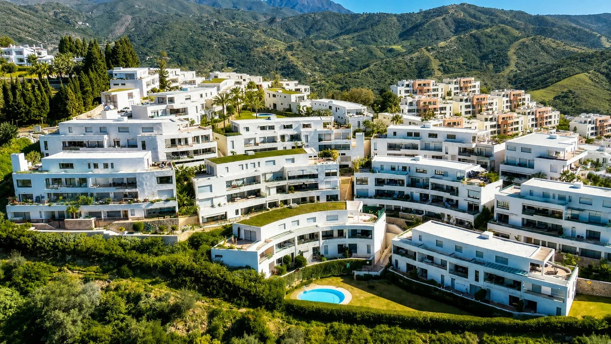 Marbella sea-view apartment, 3 bedrooms
