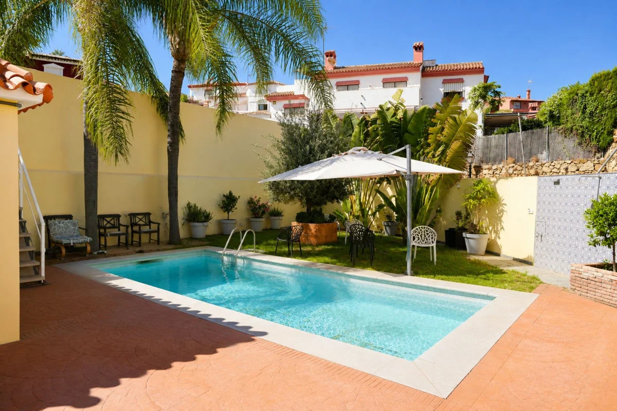 Marbella villa with five-bedroom renovation potential