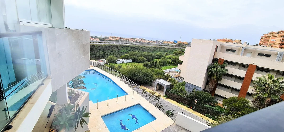 Apartamento reformado en Calahonda, dos dormitorios