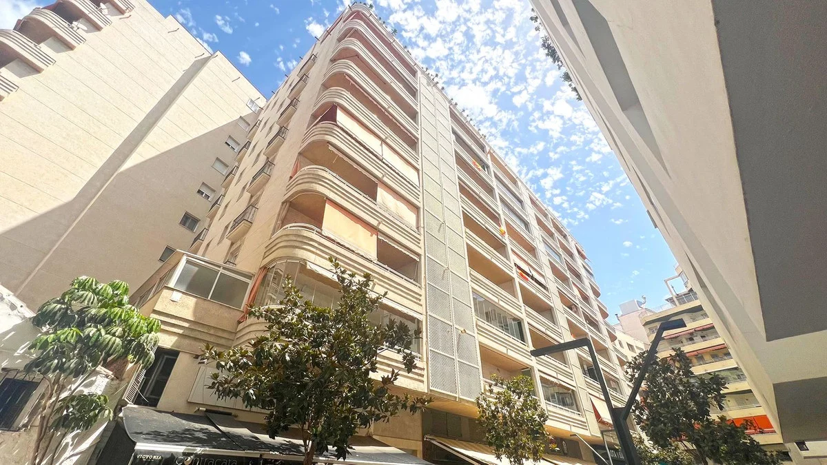 Apartamento frente al mar en Marbella, 3 dormitorios
