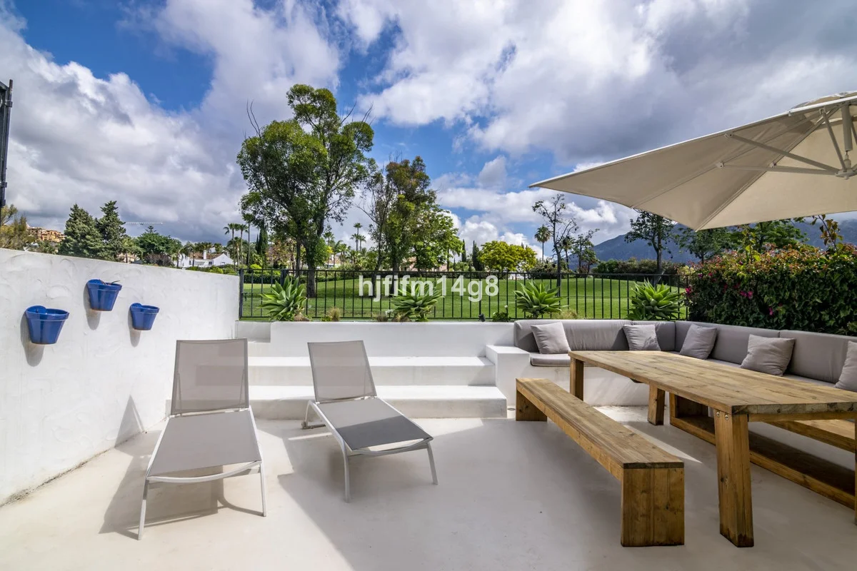 Renovated golf-front townhouse, three bedrooms