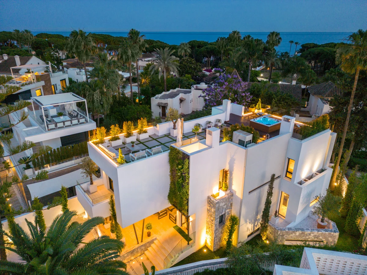 Villa contemporánea en The Golden Mile, 836 m²