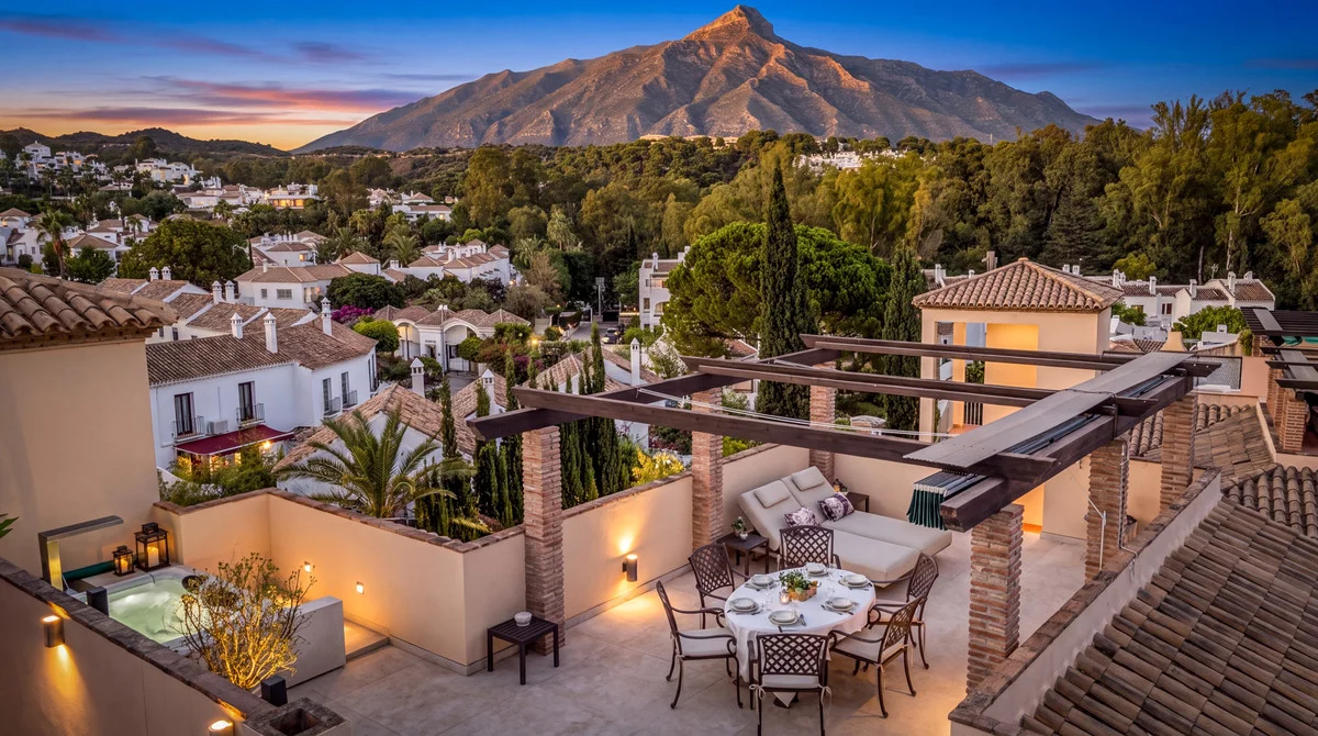 Ático dúplex reformado con vistas