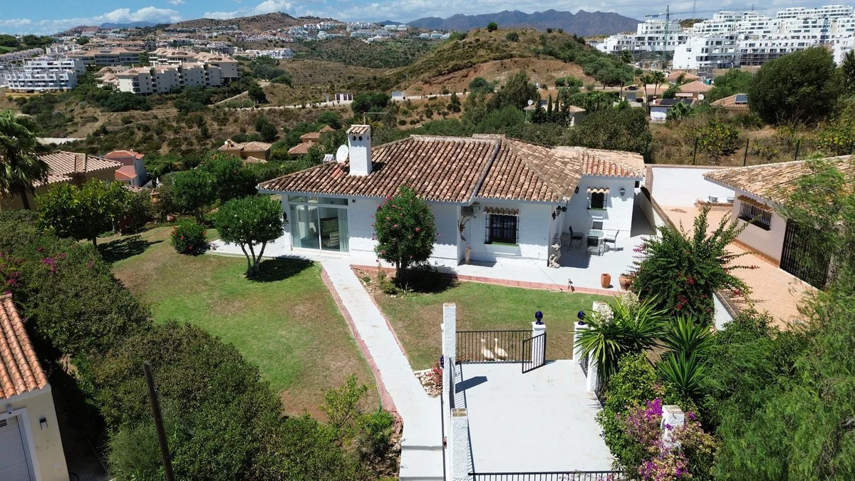 Villa costera con potencial de ampliación