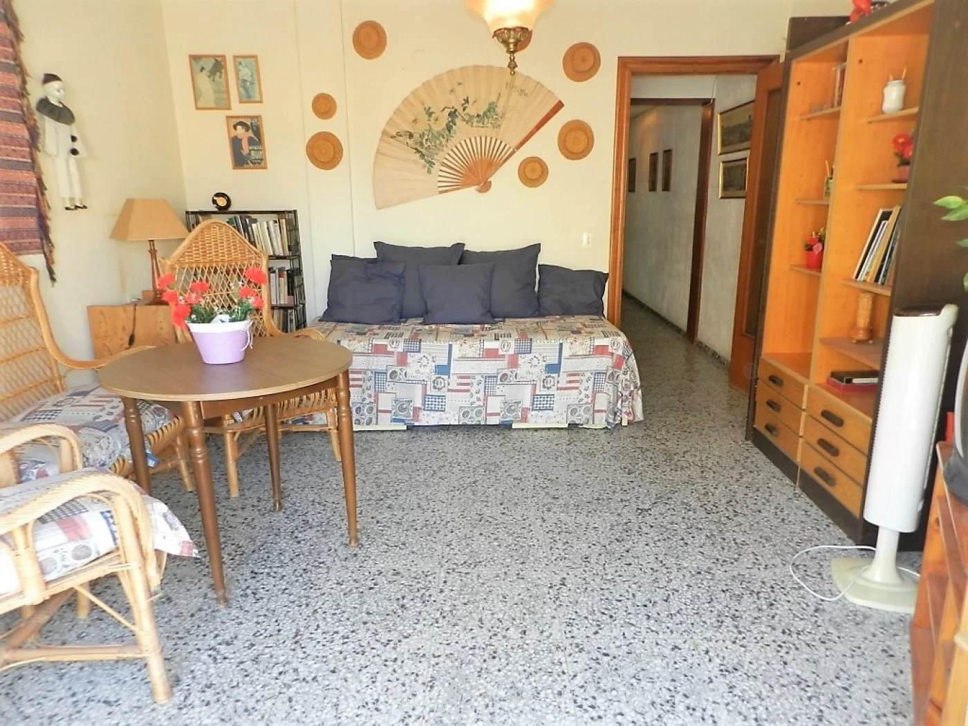 Piso para reformar cerca del Mercado, 3 dormitorios