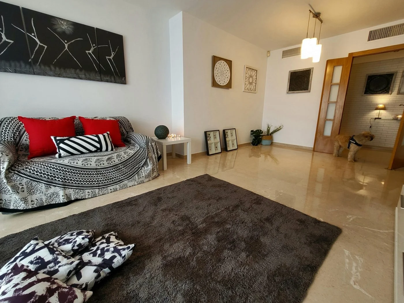 Piso con piscina y 3 dormitorios