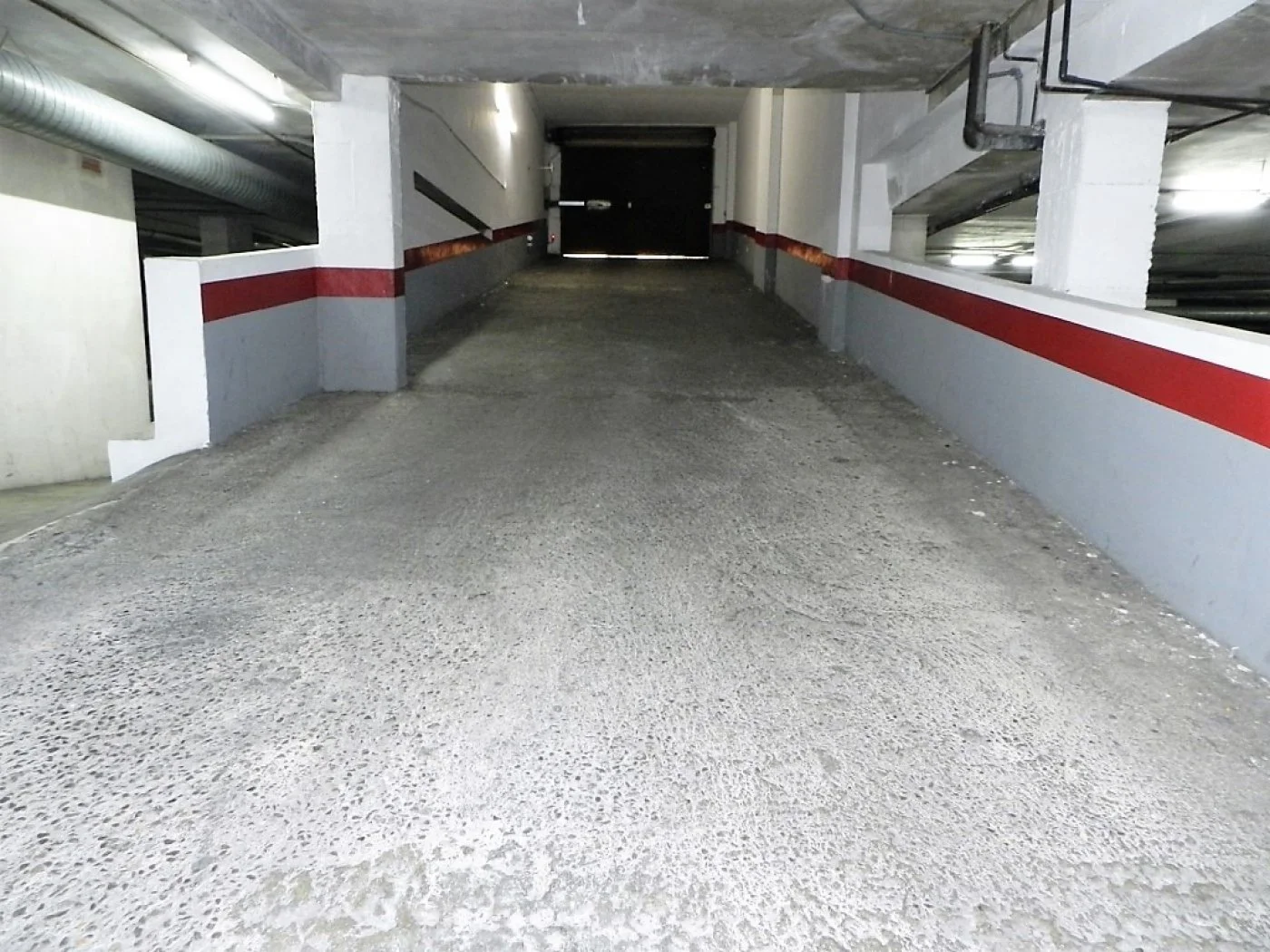 Amplio garaje en Altozano, 21 m²